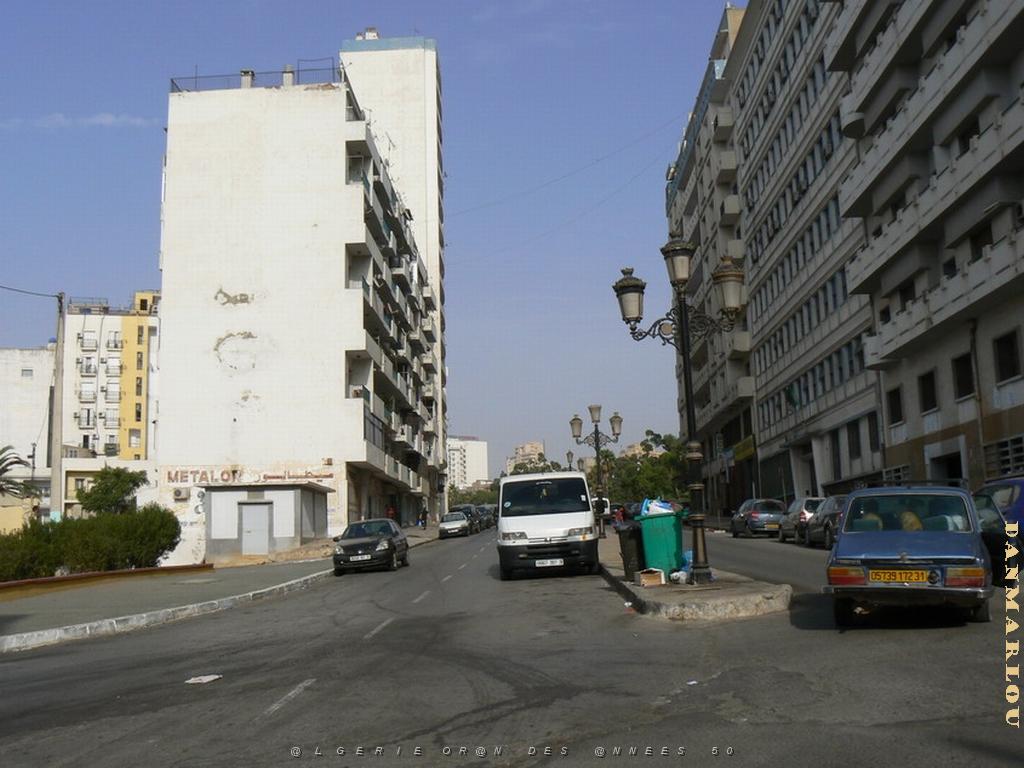124 rue partant rue Bedeau atterrissant rue rene Bazin .jpg